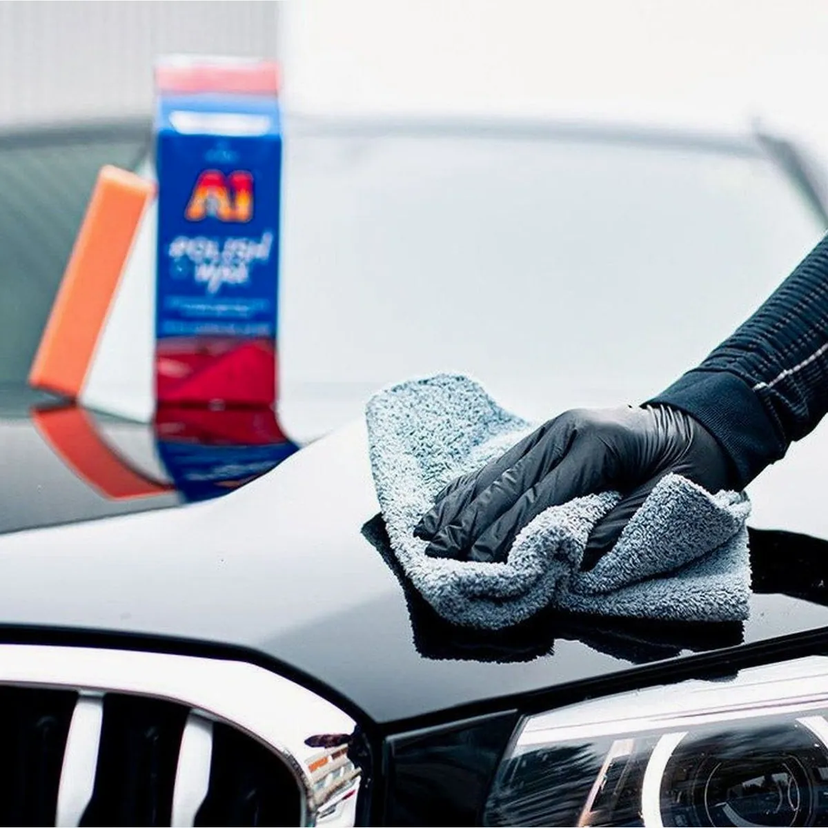 Dr. Wack A1 Premium Mikrofaser Tuch, kratzfreies Auspolieren, hohe Aufnahmefähigkeit 3